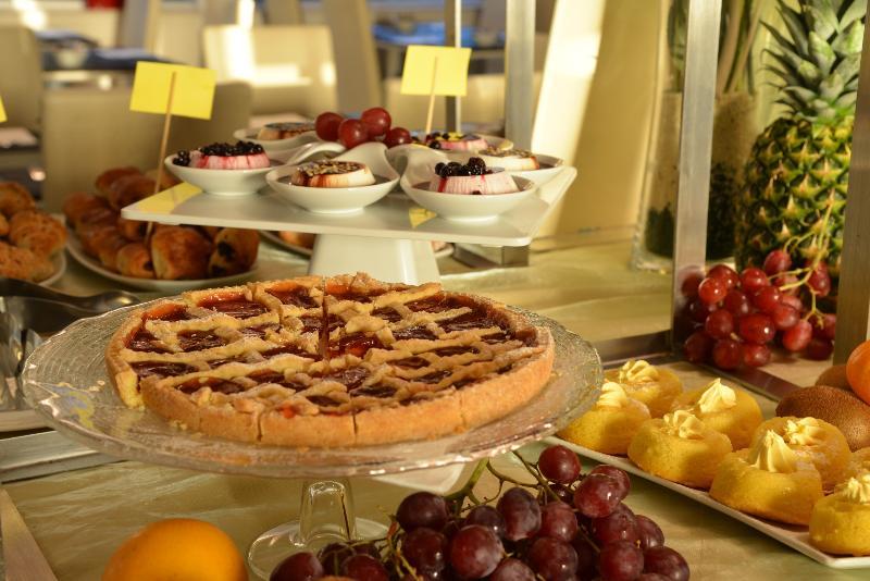 Hotel La Favorita Mantova Ngoại thất bức ảnh