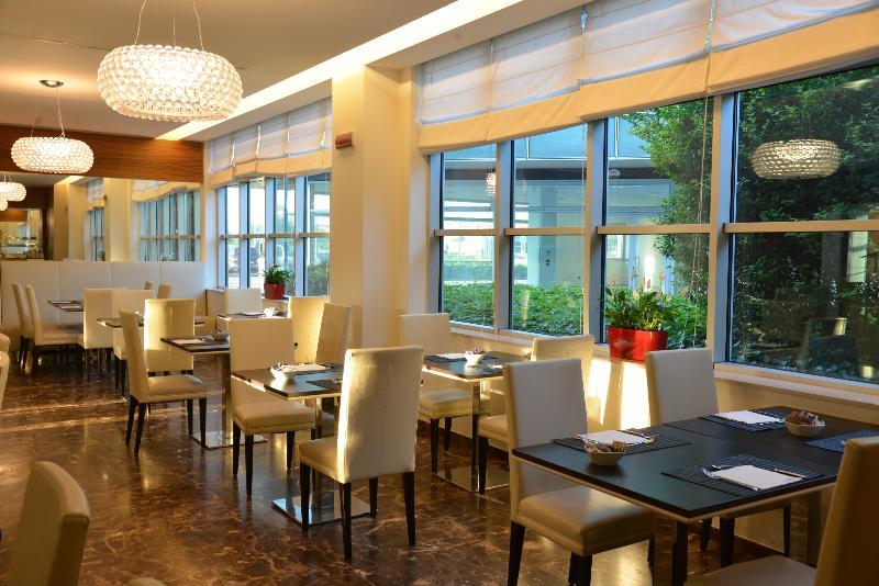 Hotel La Favorita Mantova Ngoại thất bức ảnh